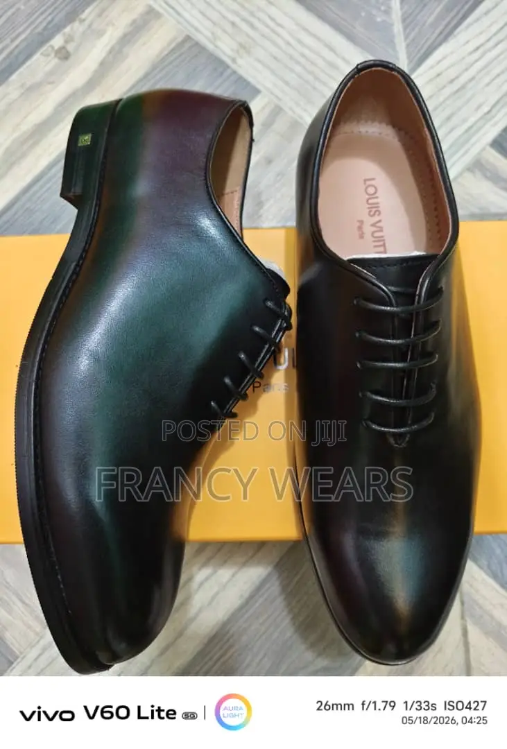 Timeless Leather Classics Shoes