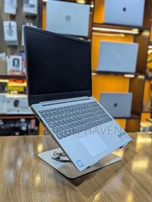 Laptop Lenovo IdeaPad 330S 8GB Intel Core i5 SSD 256GB
