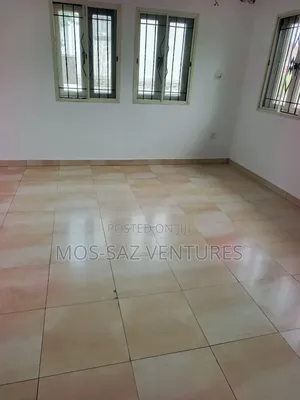3bdrm Block of Flats in U3 Estate, Lekki Phase 1 for rent