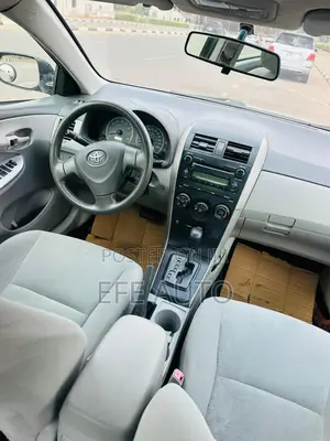 Toyota Corolla 2010 Black