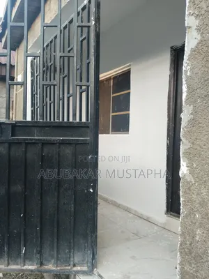 1bdrm Apartment in Banana Island, Jahi for rent