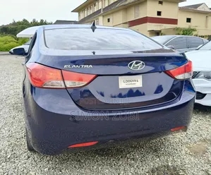 Hyundai Elantra 2013 Blue