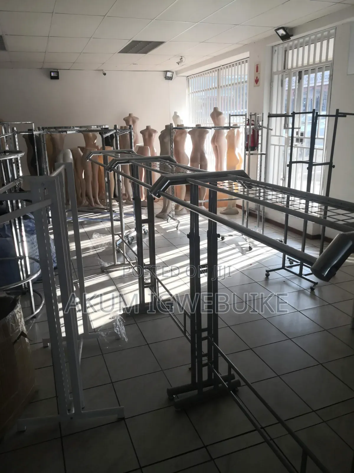 Boutique Solid Stainless Clothes Display Rack