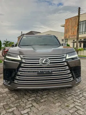 Lexus LX 600 2023 Maroon