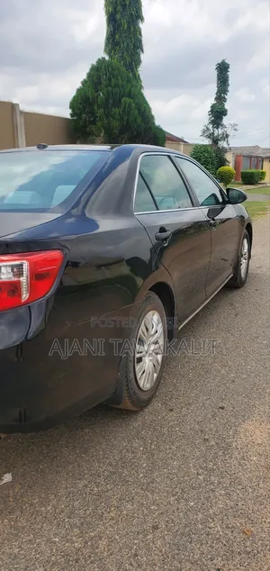 Toyota Camry LE 4dr Sedan (2.5L 4cyl 6A) 2013 Black