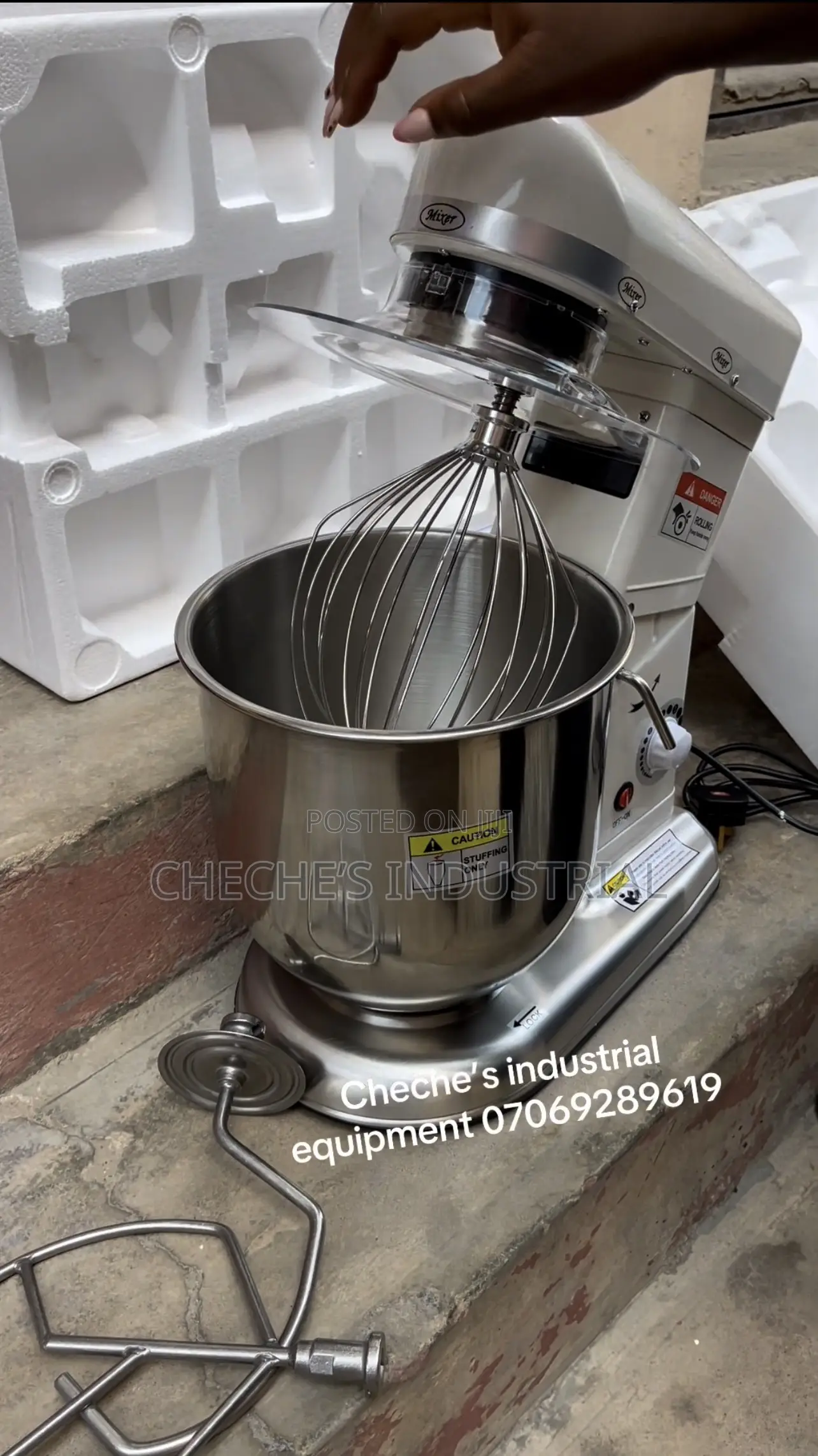 10 Liters Cake Mixer