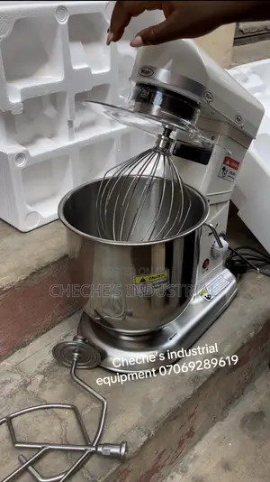 10 Liters Cake Mixer