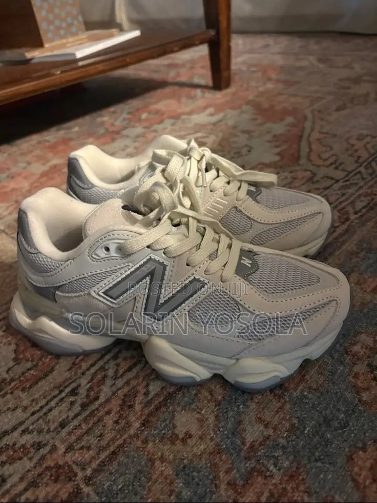 New Balance 9060