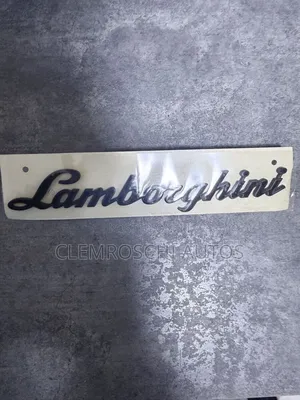 High Quality Certified Complete Brand New Emblem Logo Lamborghini Urus