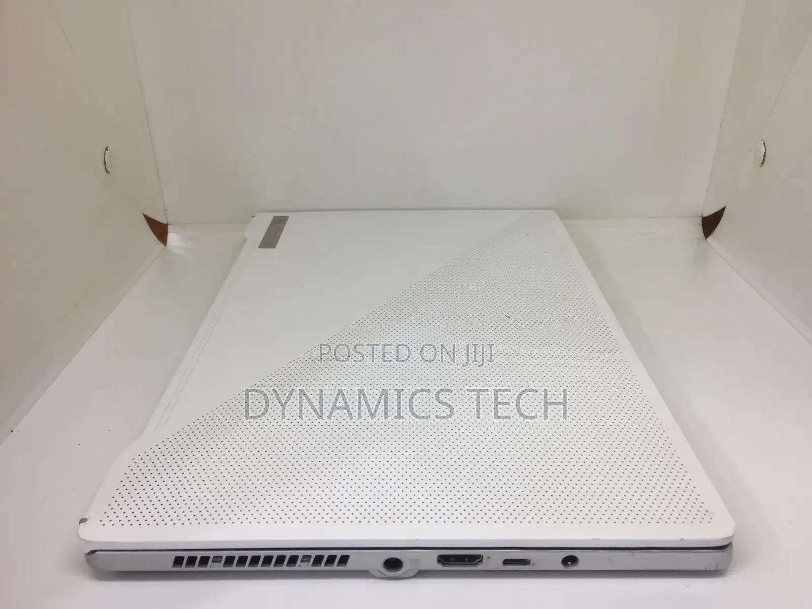 Laptop Asus ROG Zephyrus G14 16GB AMD Ryzen 9 SSD 1T