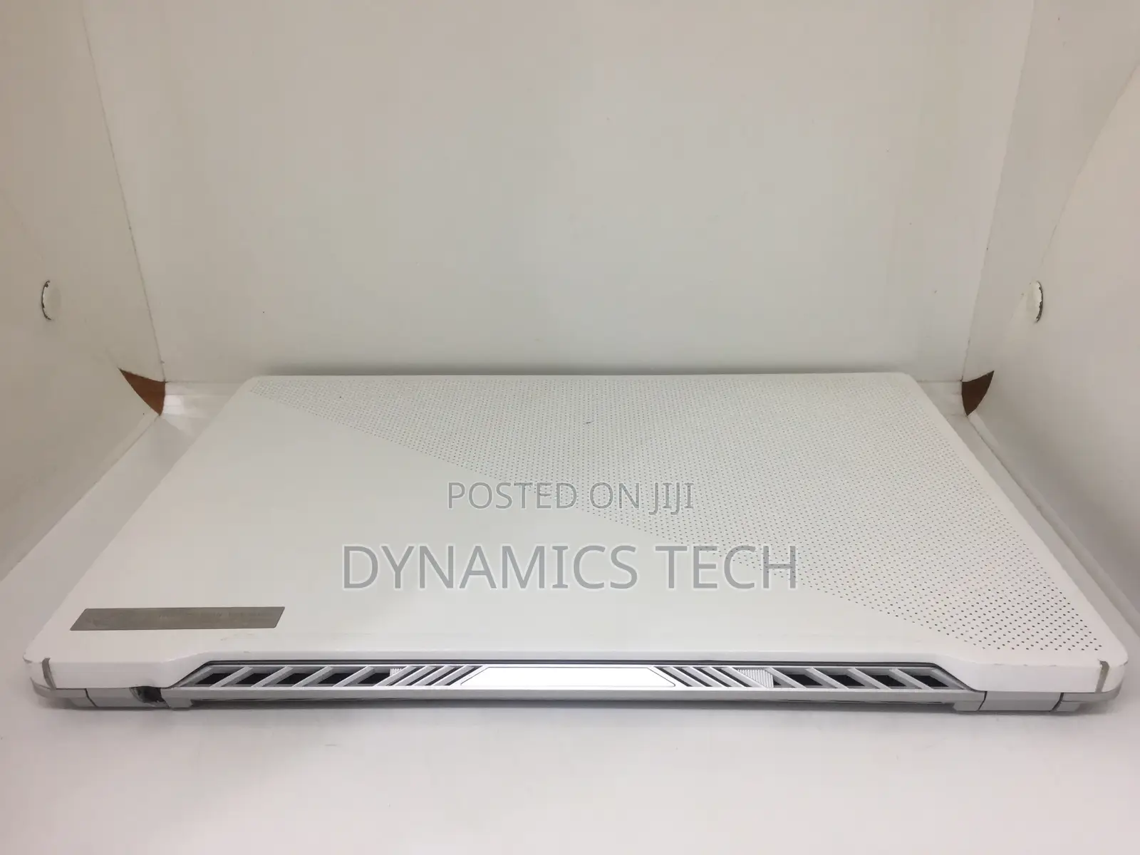 Laptop Asus ROG Zephyrus G14 16GB AMD Ryzen 9 SSD 1T