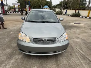 Toyota Corolla 2004 Silver