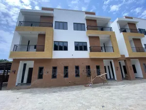 4bdrm Duplex in Life Camp for sale