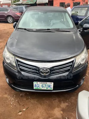 Toyota Avensis 2.0 Advanced Automatic 2011 Black