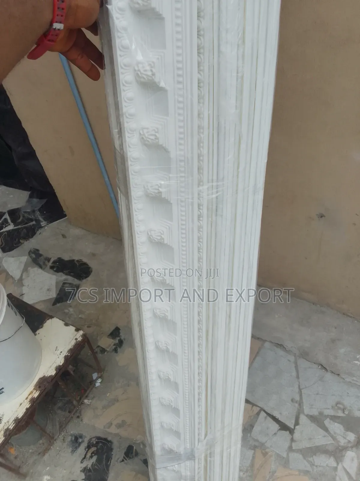 Foreign Cornice