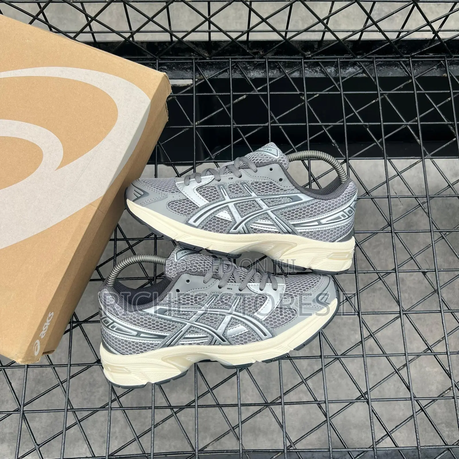 Asics Gel- 1130- Clay Grey/ Pure Silver