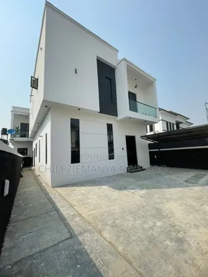 4bdrm Duplex in Thomas Estate for sale