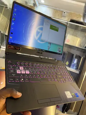 New Laptop Asus TUF Gaming A15 16GB Intel Core i7 SSD 1T