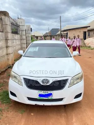 Toyota Camry LE 4dr Sedan (2.4L 4cyl 5A) 2008 White