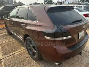 Toyota Venza V6 2011 Brown