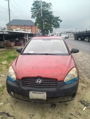 Hyundai Accent 2008 Red