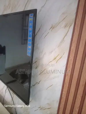 Wall Paper Installation