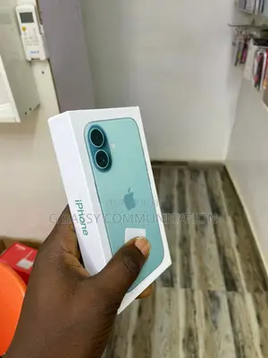 New Apple iPhone 16 256 GB Green