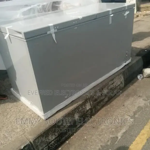 Hisense Freezer 702l