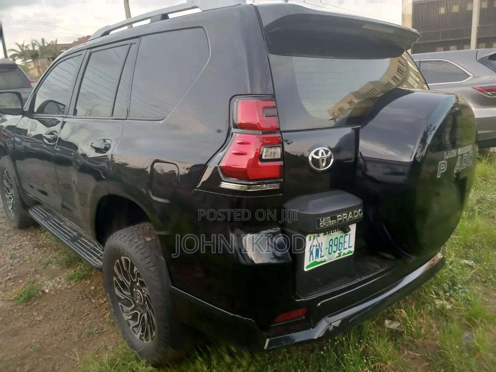 Toyota Land Cruiser Prado 2011 Black