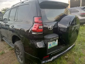 Toyota Land Cruiser Prado 2011 Black