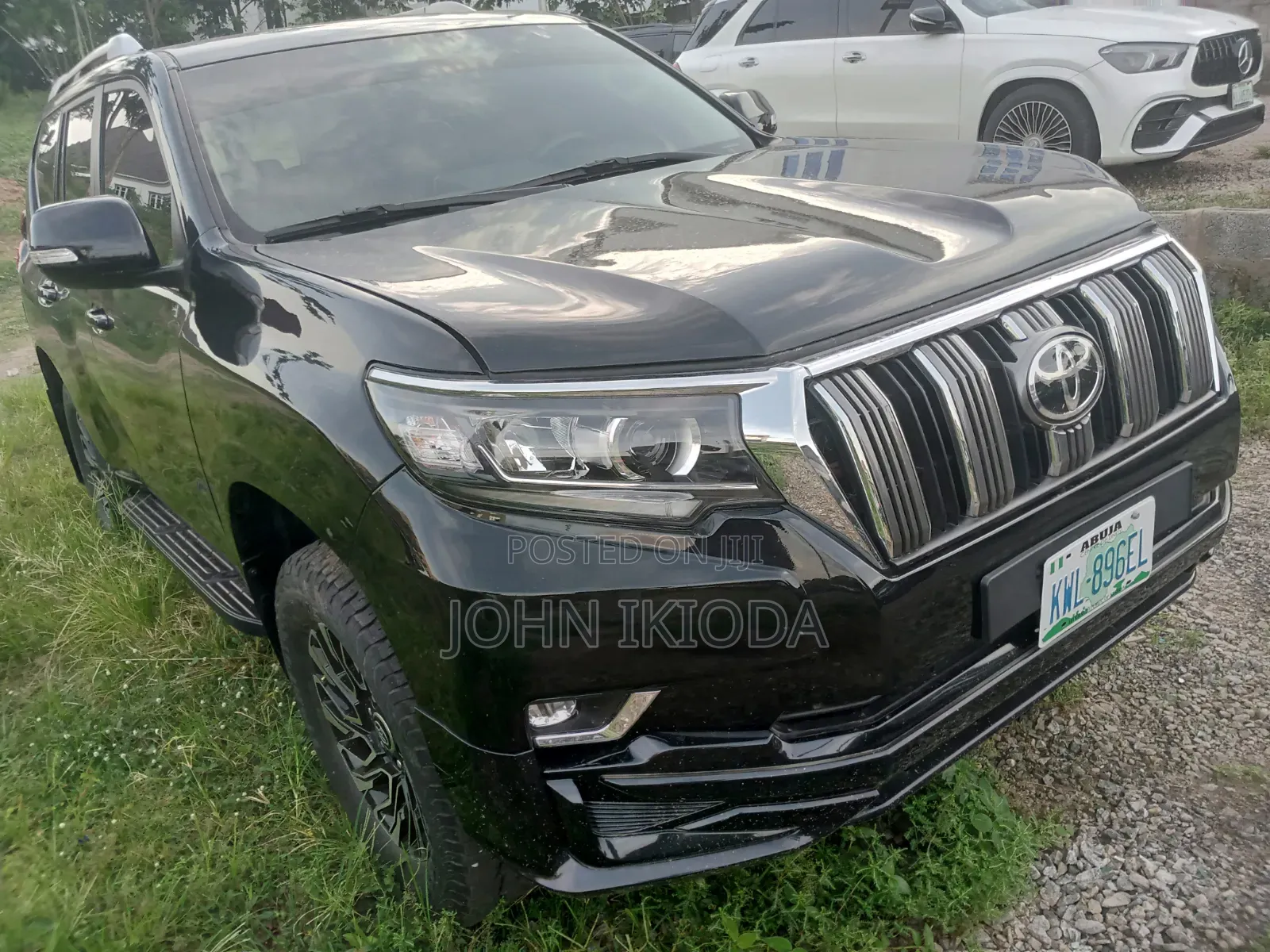 Toyota Land Cruiser Prado 2011 Black
