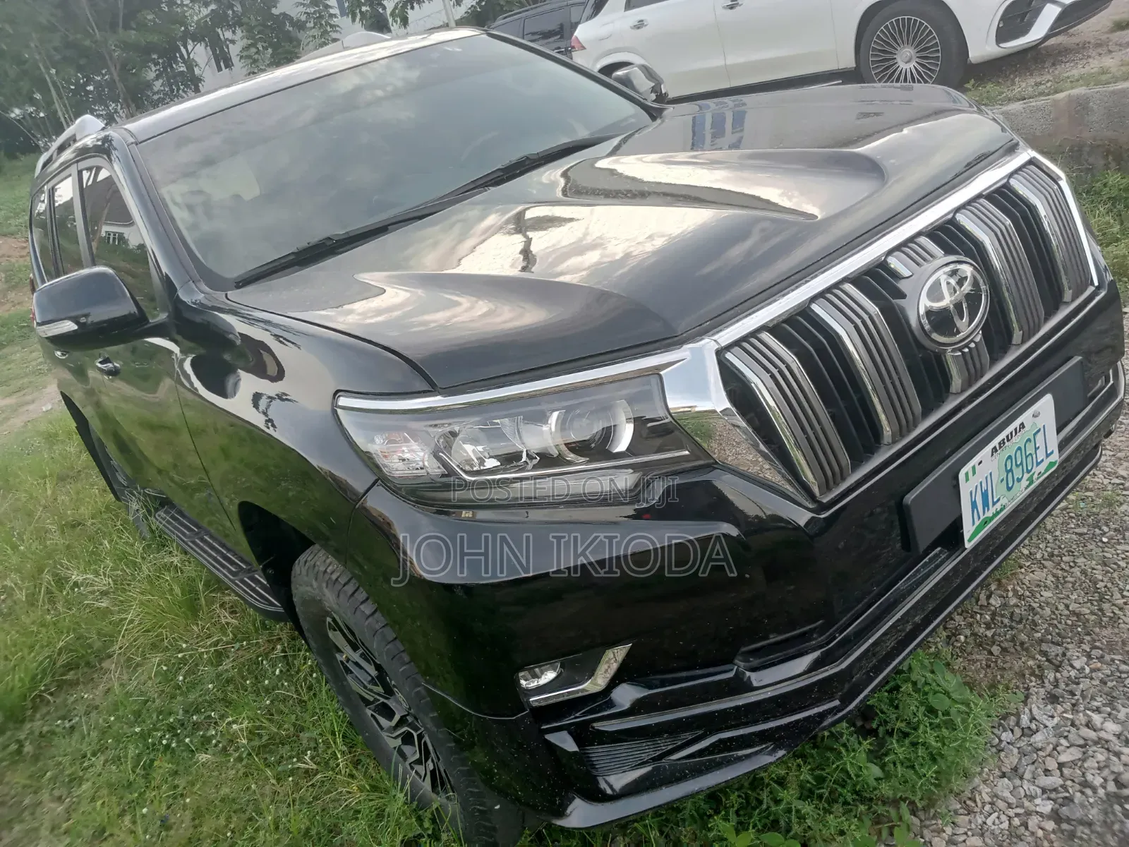 Toyota Land Cruiser Prado 2011 Black