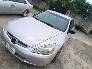 Honda Accord 2004 Silver