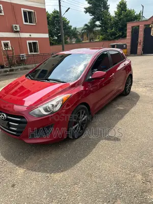Hyundai Elantra 2016 Red