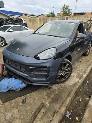 Porsche Cayenne 2015 Upgrade Bumper