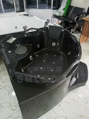 Black Color Corner Jacuzzi, for Your Comfort and Relaxation