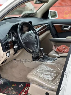 Mercedes-Benz GLK-Class 2011 White