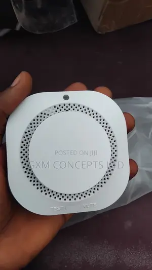 Wifi Solar Strobe Siren Alarm With Pir Motion Sensor
