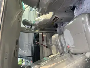 Toyota Highlander Limited 3.5l 4WD 2013 Gray