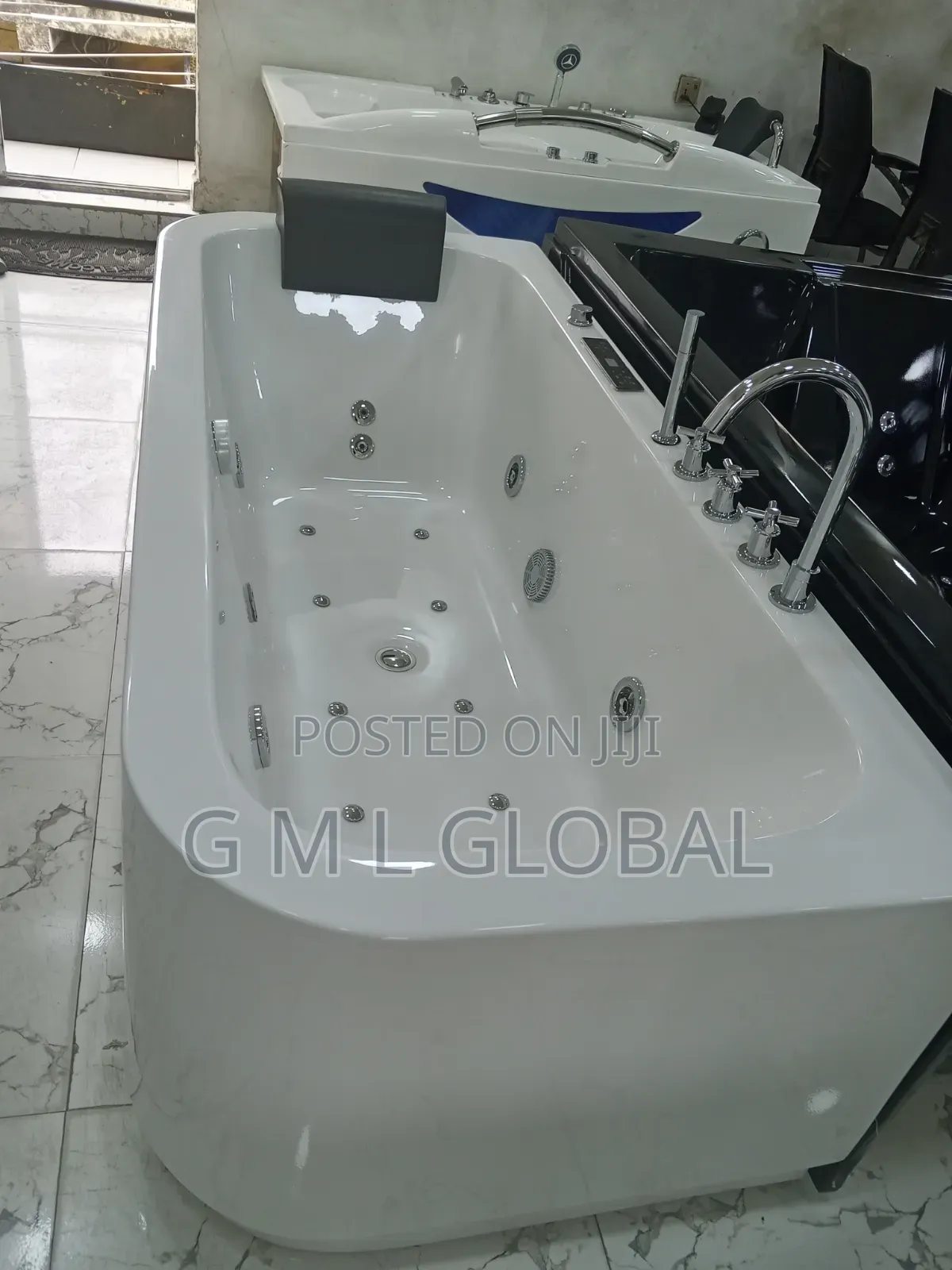 It's Acrylic Jacuzzi