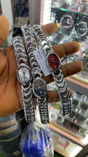 Female Lookworld Watch