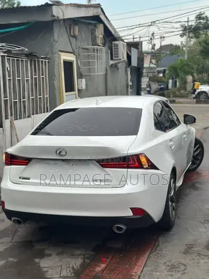 Lexus IS 2016 White