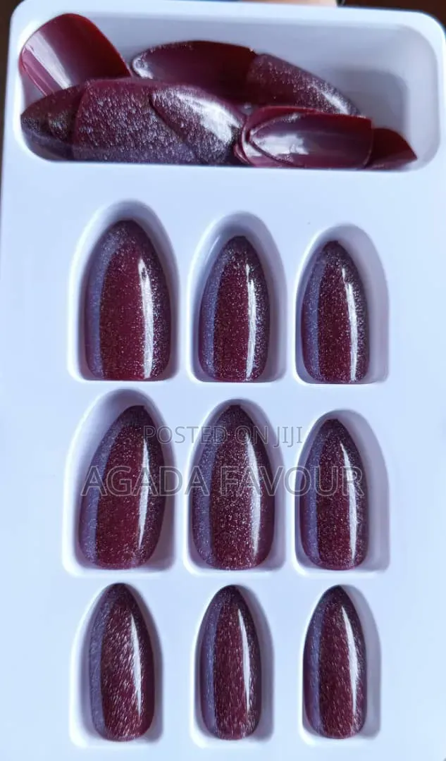 Presson Nails