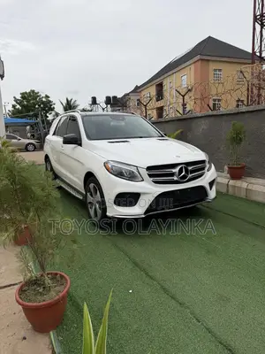 Mercedes-Benz GLE-Class GLE 350 2017 Off white