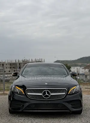 Mercedes-Benz E300 2019 Black