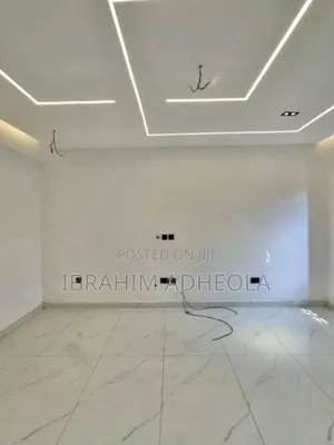 3bdrm Apartment in Akoka for sale
