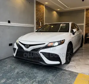 Toyota Camry XSE V6 2021 White