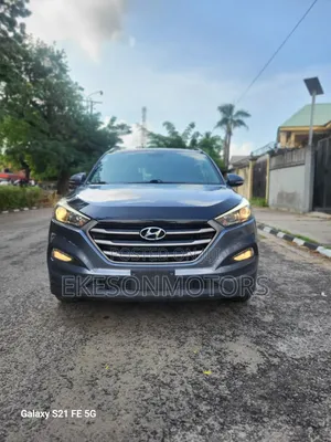 Hyundai Tucson Limited AWD 2017 Gray