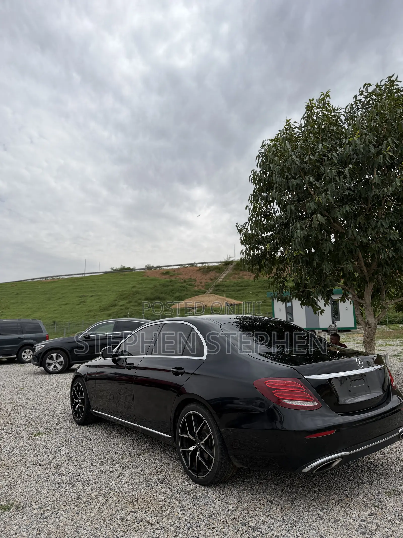 Mercedes-Benz E300 2019 Black