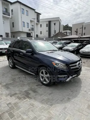 Mercedes-Benz GLE-Class 2016 Blue